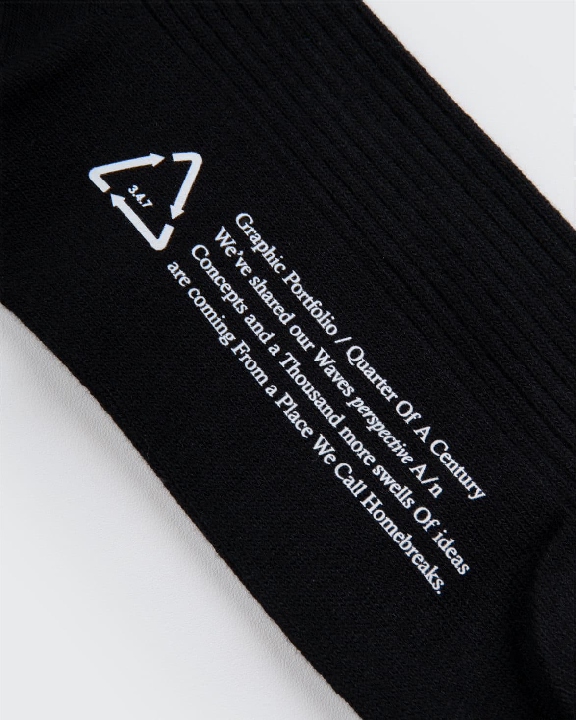 PELTY SOCKS BLACK view 2