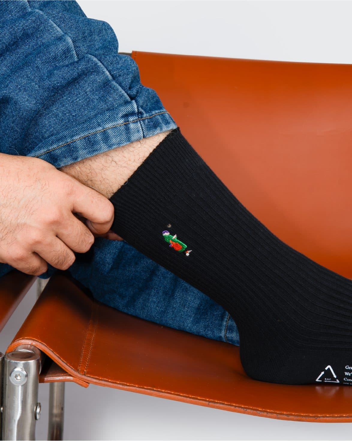 PELTY SOCKS BLACK view 3